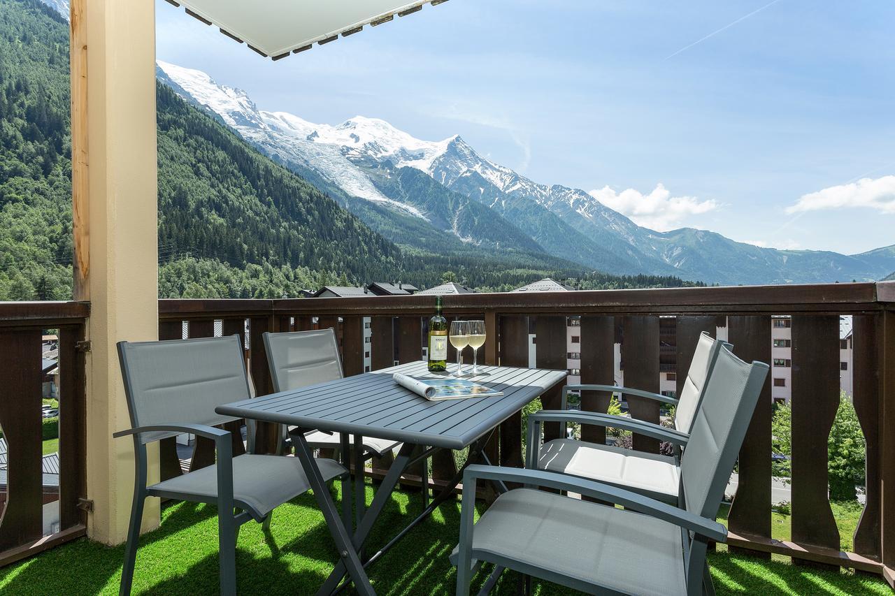 Apartment Aiglons - Central Chamonix Mountain Haven Dış mekan fotoğraf
