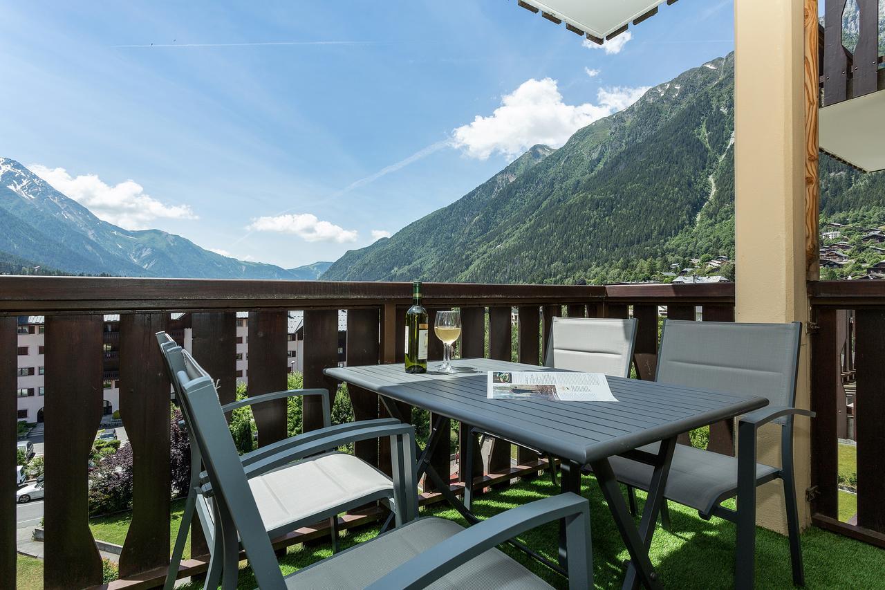 Apartment Aiglons - Central Chamonix Mountain Haven Dış mekan fotoğraf