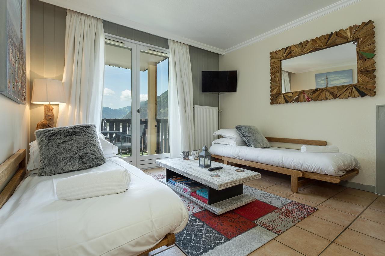 Apartment Aiglons - Central Chamonix Mountain Haven Dış mekan fotoğraf